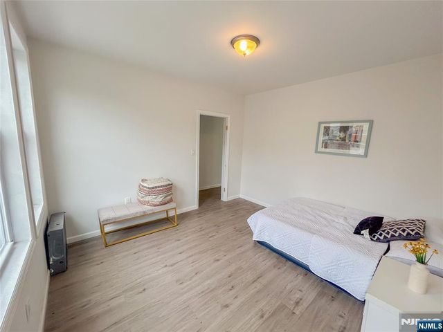 624 19th Street, Newark, NJ 07103