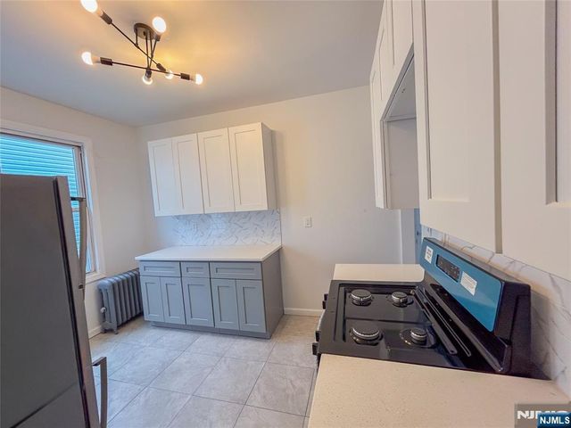 624 19th Street, Newark, NJ 07103