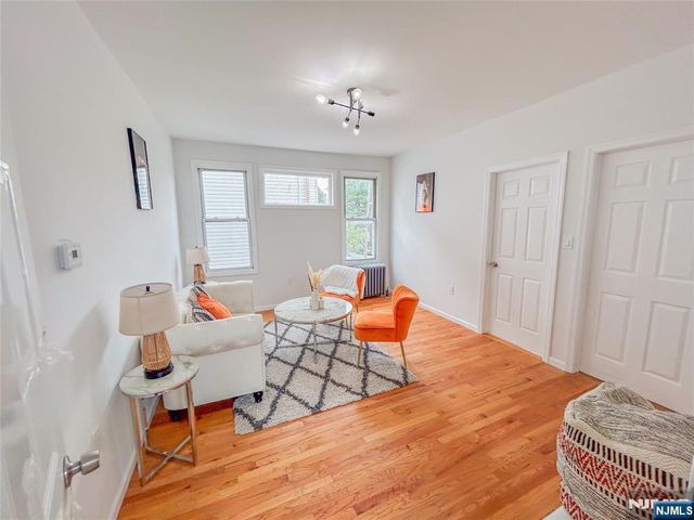 624 19th Street, Newark, NJ 07103