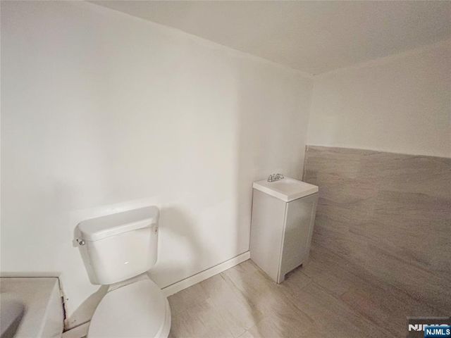 624 19th Street, Newark, NJ 07103