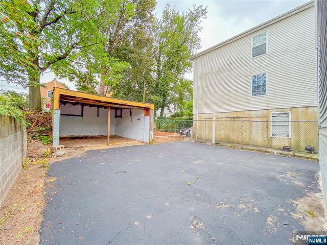 624 19th Street, Newark, NJ 07103