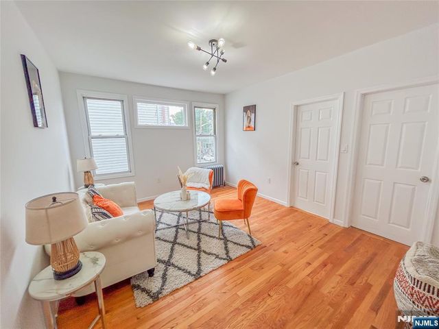 624 19th Street, Newark, NJ 07103