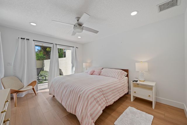 2236 Las Casitas Drive, Wellington, FL 33414