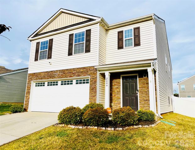 3044 Winesap Drive, Dallas, NC 28034