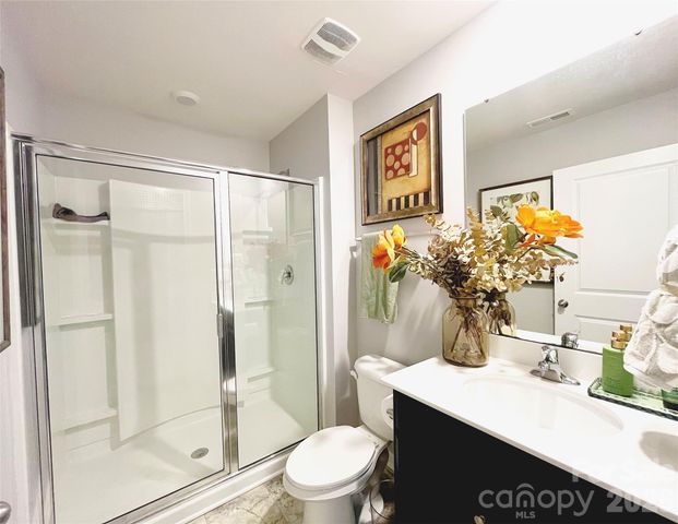 3044 Winesap Drive, Dallas, NC 28034