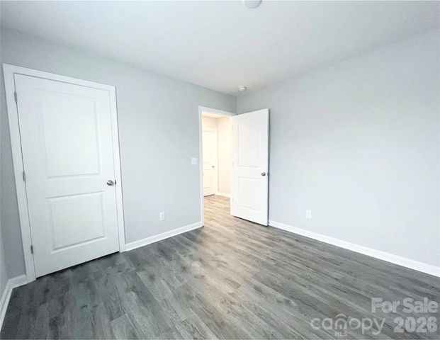 3044 Winesap Drive, Dallas, NC 28034