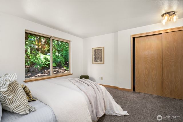 6 Inglewood Place, Bellingham, WA 98229