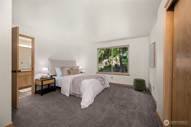 6 Inglewood Place, Bellingham, WA 98229
