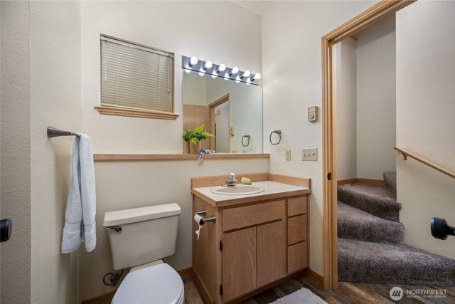 6 Inglewood Place, Bellingham, WA 98229