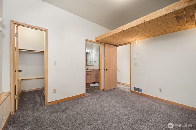 6 Inglewood Place, Bellingham, WA 98229
