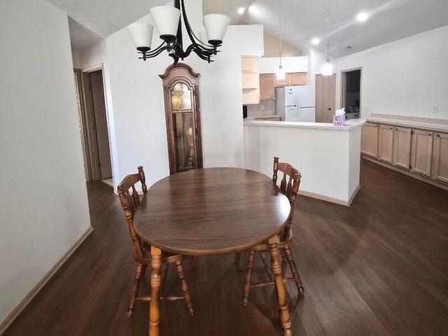 6363 Pinehurst Pointe, Westerville, OH 43082