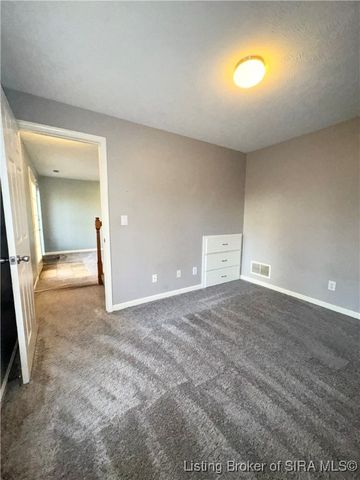 212 Slate Run Drive, Henryville, IN 47126