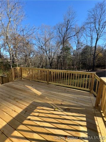 212 Slate Run Drive, Henryville, IN 47126