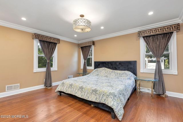 14 Schanck Road, Holmdel, NJ 07733