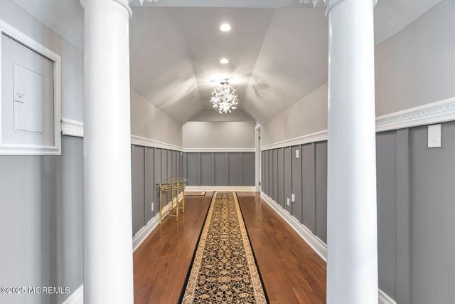 14 Schanck Road, Holmdel, NJ 07733