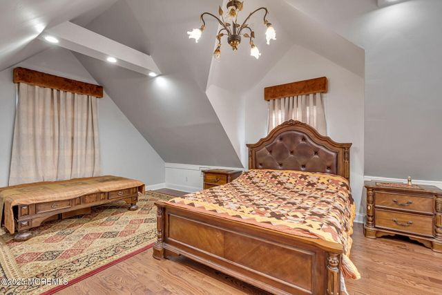 14 Schanck Road, Holmdel, NJ 07733