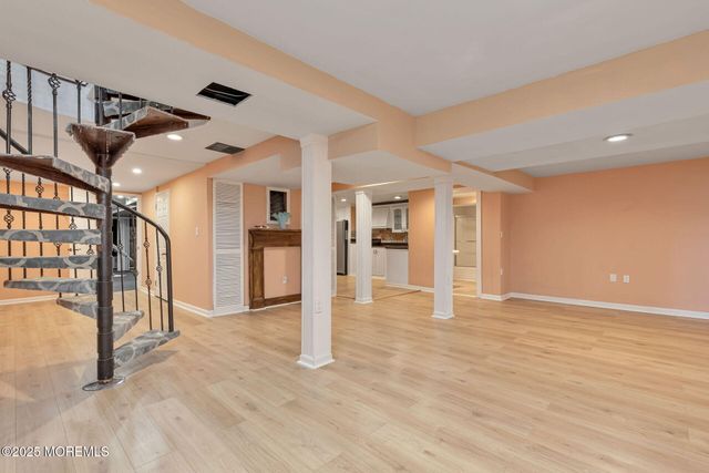 14 Schanck Road, Holmdel, NJ 07733