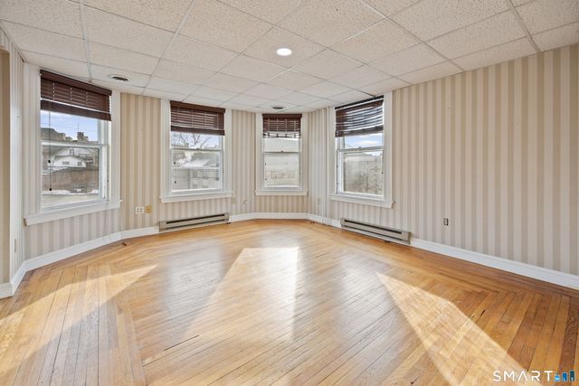 21 Holmes Avenue, Waterbury, CT 06710