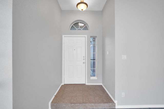 324 Faircrest Drive, Arlington, TX 76018