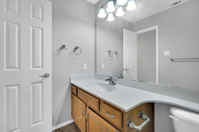 324 Faircrest Drive, Arlington, TX 76018