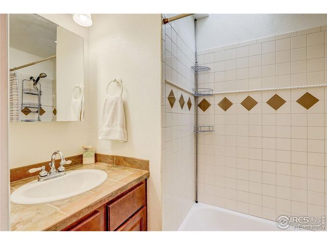 6514 E Milan Pl, Denver, CO 80237