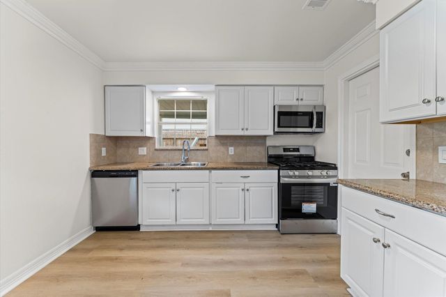 7007 Carvel Lane, Houston, TX 77074