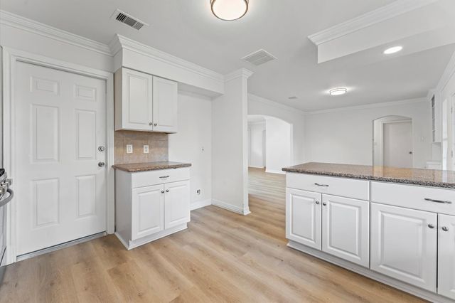 7007 Carvel Lane, Houston, TX 77074