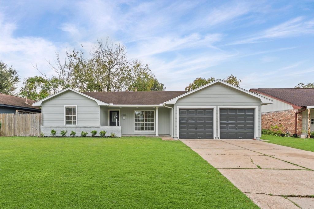 7007 Carvel Lane, Houston, TX 77074