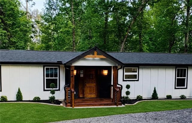 2363 Hi Roc Circle NE, Conyers, GA 30012