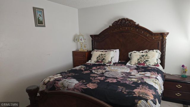 341 Winifred Street E, Saint Paul, MN 55107