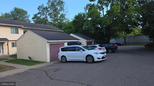 341 Winifred Street E, Saint Paul, MN 55107