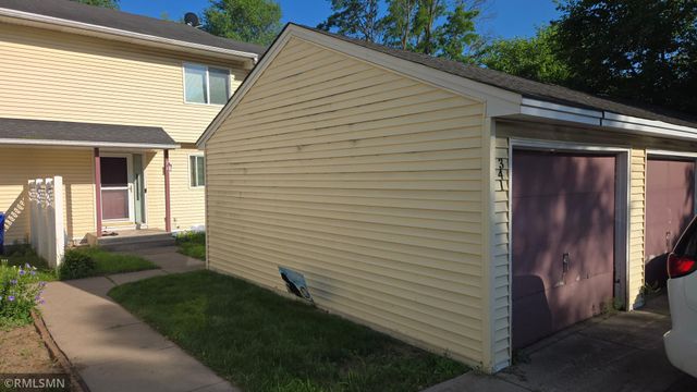 341 Winifred Street E, Saint Paul, MN 55107