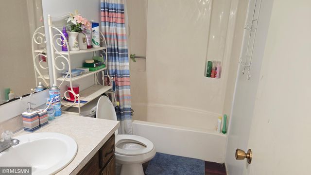 341 Winifred Street E, Saint Paul, MN 55107