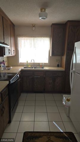 341 Winifred Street E, Saint Paul, MN 55107
