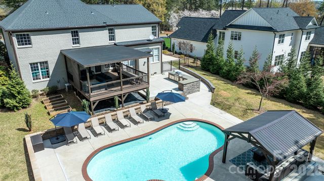 8022 Silver Jade Lane, Denver, NC 28037