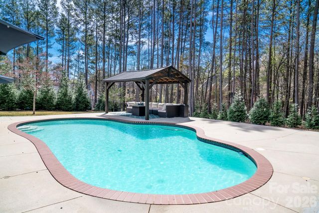 8022 Silver Jade Lane, Denver, NC 28037