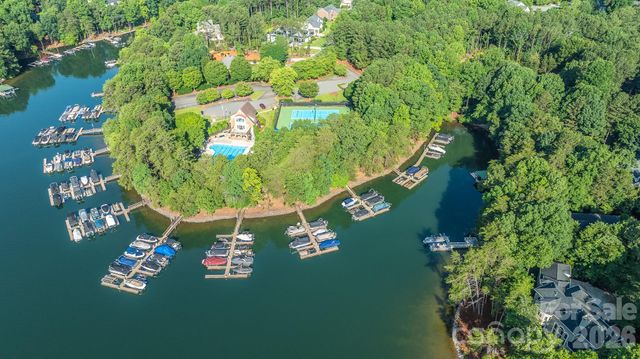 8022 Silver Jade Lane, Denver, NC 28037