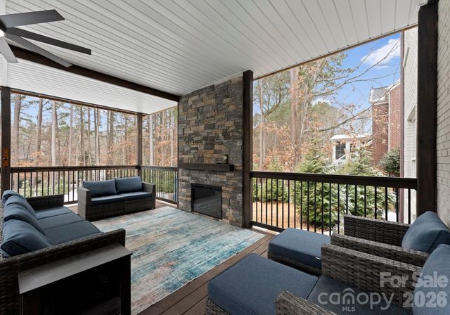 8022 Silver Jade Lane, Denver, NC 28037