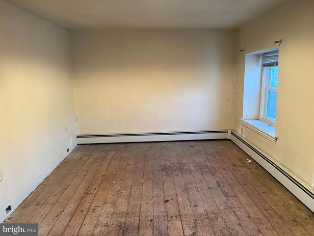 281 E MATSONFORD RD, Conshohocken, PA 19428