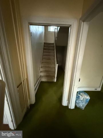 281 E MATSONFORD RD, Conshohocken, PA 19428