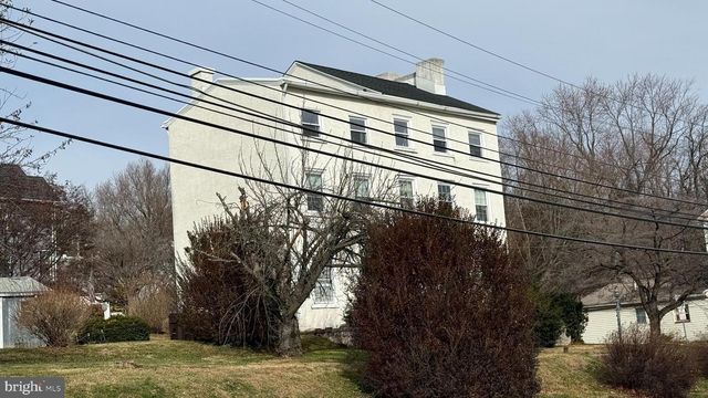 281 E MATSONFORD RD, Conshohocken, PA 19428