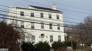 281 E MATSONFORD RD, Conshohocken, PA 19428