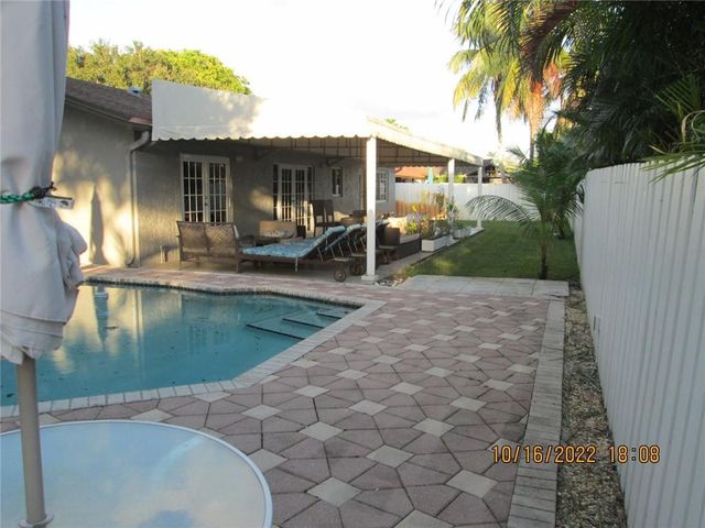 11538 SW 55th Court, Cooper City, FL 33330