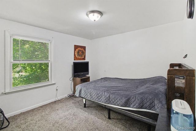 12072 Rockland, Redford, MI 48239