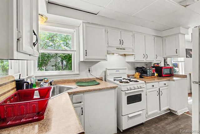 12072 Rockland, Redford, MI 48239