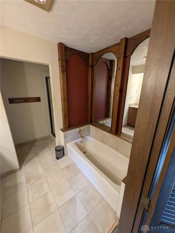 7483 Horizon Hill Drive, Clearcreek Twp, OH 45066