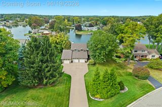 3398 Tiquewood, Commerce Charter Township, MI 48382