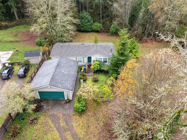 20481 Stephen Drive NE, Kingston, WA 98346