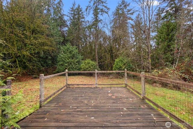 20481 Stephen Drive NE, Kingston, WA 98346