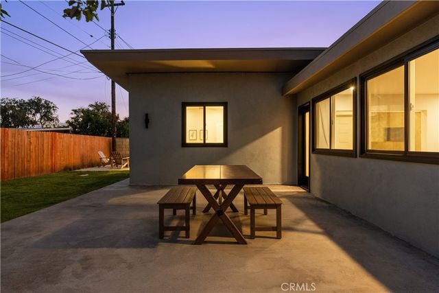530 W Elm Avenue, Fullerton, CA 92832